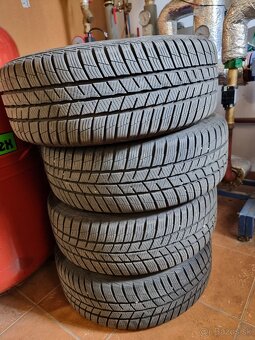 5x112 205/55 r16 zimné - 6