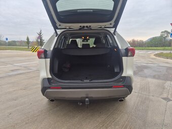 Toyota RAV4 2.0 Benzín 4x4 - 6