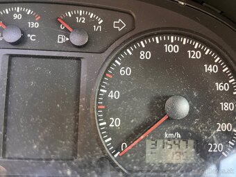 Volkswagen Polo 1.2 2005 - 6