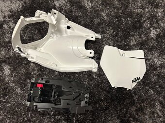 Ktm SX/ exc 2016-19 plasty, airbox, polepy - 6