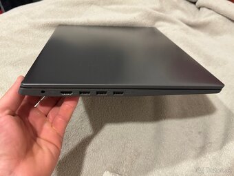 V15 G1-IML Laptop (Lenovo) - Type 82NB - 6