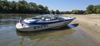 Motorový čln Wellcraft Excel - 6