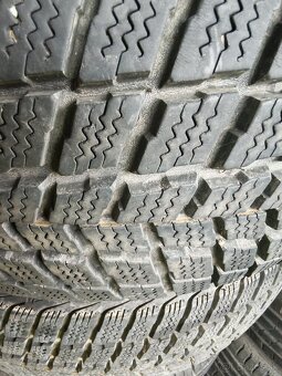215/70r15 zimné na SUV - 6