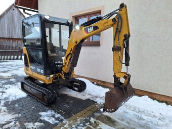 Minibager Cat 301.8 - 6