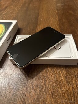 IPhone SE (SE3, 2022) 64GB - 6