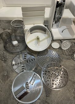 Bosch MUM 48CR1/05 kuchynský robot - 6