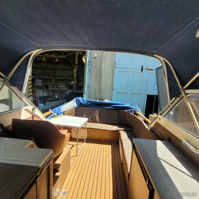 Loď Marex kajutová 25, 7.5x2.5m - 6