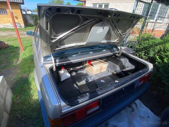 Predám BMW E30 - 6