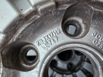 VW Passat B6 R17 letne 225 45 R17 Nexen - 6