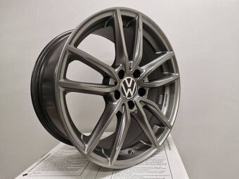 Škoda Karoq, Vw Golf alu disky 9J R18 5x112 ET50 - 6