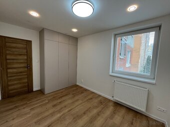NOVINKA-MODERNÝ, SKVELÝ 4IZBOVÝ BYT S LOGGIOU, Viedenska ul. - 6