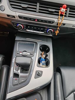 AUDI Q7 Quattro - 6