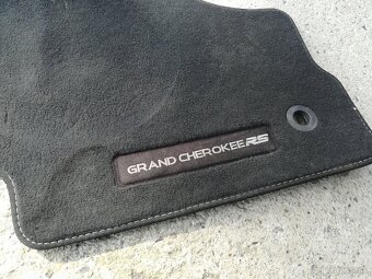 Predám rohože Jeep Grand Cherokee - 6