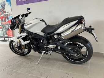 Triumph Street Triple 675 - 6