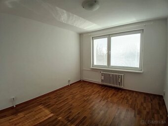 Prenájom pekný novo-zrekonštruovaný 2-izbový byt + balkón, v - 6