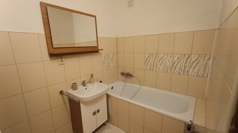 Na prenájom 2 izbový byt Ntra v blízkosti N-centra - 6