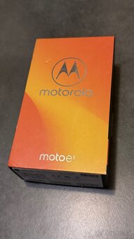 MOTO E5 - 6