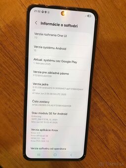 Samsung Z Flip 4 po čerstvej výmene hlavného lcd - 6
