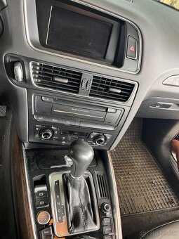 Audi Q5 3.0TDI 176kw 3x s line rozpredam - 6