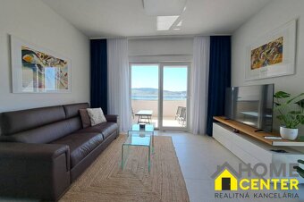NA PREDAJ moderný luxusný apartmán /45 m² / Dalmátsko, TROGI - 6