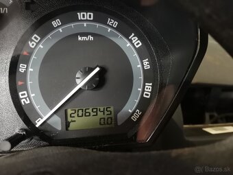 Skoda fabia 1.4 16v bud - 6