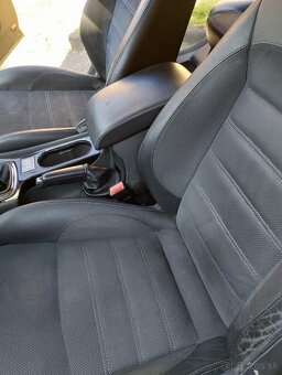 Ford mondeo mk4 2.0 103kw - 6