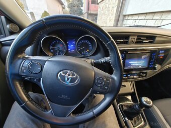 Toyota Auris - 6