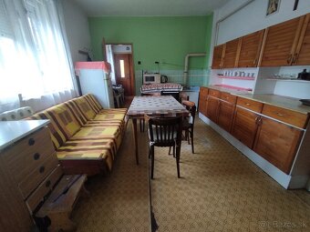 Predáme 4 izbový RD v obci Petrova Ves - 6