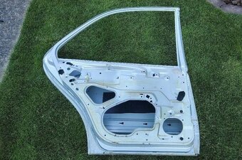 Mercedes E W210 1995 - 2002 - Lave zadne dvere - 6