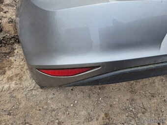 Predám zadný nárazník na Volkswagen Golf 7 VII krátky - 6