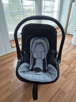 Kiddy Evolution Pro 2 + základňa – autosedačka (vajíčko) 0–1 - 6