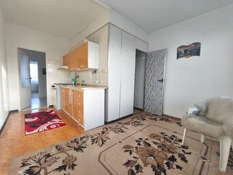 PREDAJ 3,5- izbový byt v úplnom centre mesta - 6