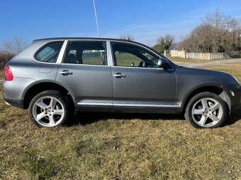 Porsche Cayenne 4.5 S - 6