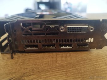 XFX AMD Radeon™ RX 580 GTS XXX Edition 8GB - 6
