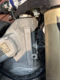 Yamaha YZF450 - 6
