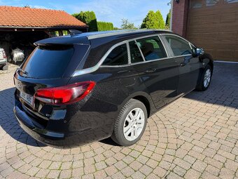 Opel Astra Sport Tourer 1,6 CDTI - 6