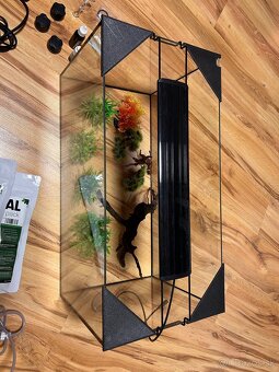 🐠Predám akvárium 60×30×30 cm (54 L) spolu s príslušenstvom - 6