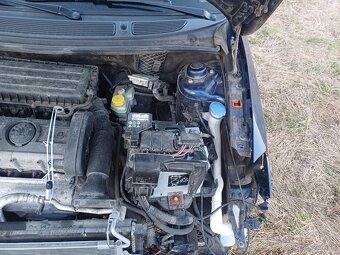 ŠKODA FABIA 1.4 16V - 6