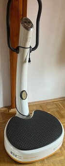 Predám Vibračnú plošinu Energetics Vibra 2.1 - 6