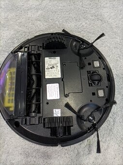 robotický vysávač Miele Scout RX1 - 6