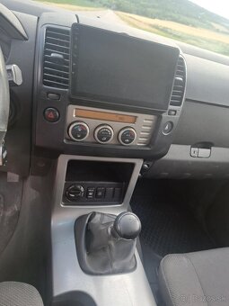 Nissan Pathfinder - 6