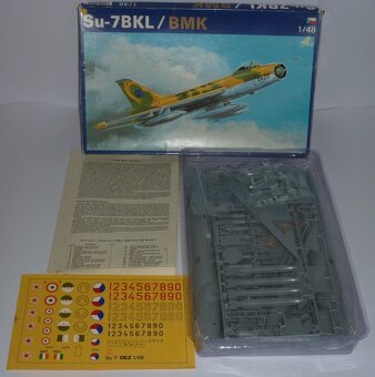 Predám modely platikových lietadiel 1:48 - 6