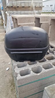 Zadný kufor na motorku skúter - 6