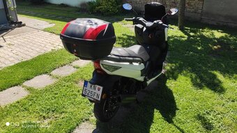 Adamoto T9 maxi skúter - 6