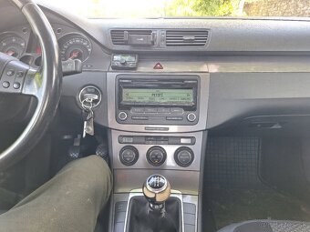 Volkswagen Passat b6 1.9 TDI - 6