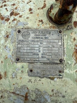 Predám/ Prejmem dvojčeľusťový drvič – Přerovské strojárne - 6