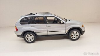 1:18 BMW X5 - 6