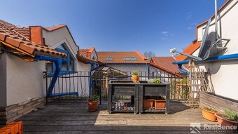 Zabehnutý penzión s reštauráciou, wellnessom a bytom pre maj - 6
