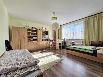 Na predaj príjemný 4 izbový rodinný dom na pozemku 995... - 6