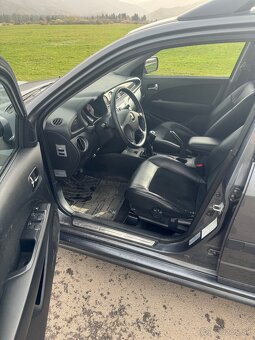 Mitsubishi Outlander 2.0 Turbo - 6